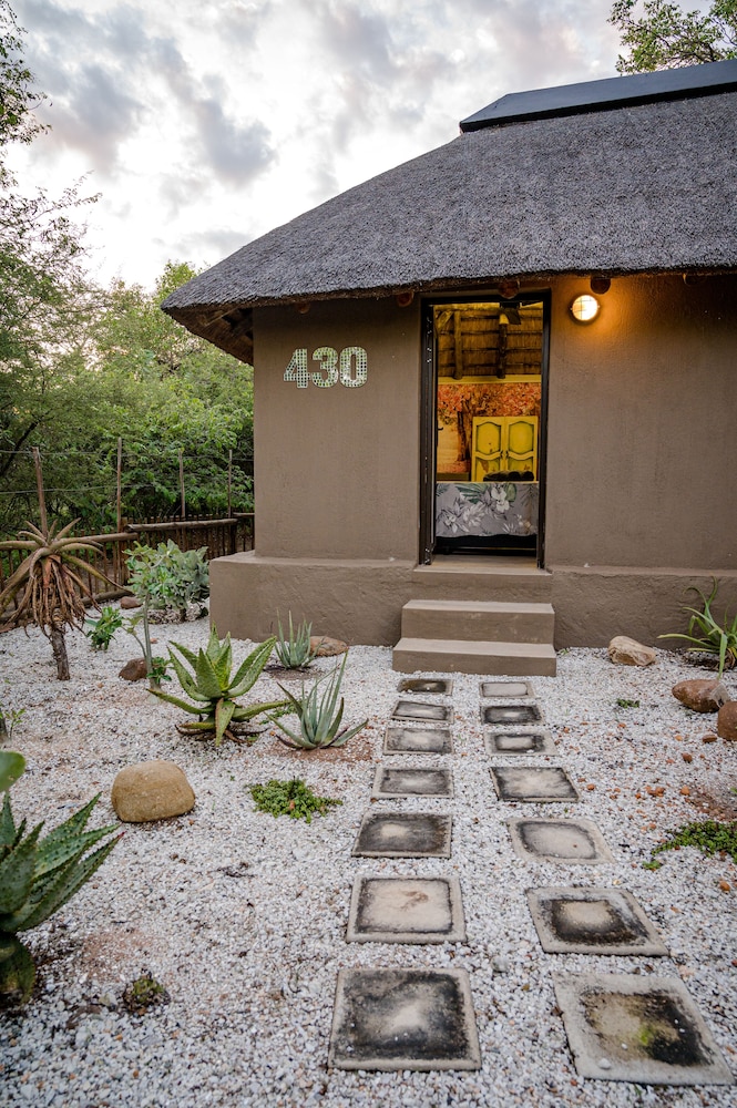 Nkanyi Wildlife House & Cottage view 5