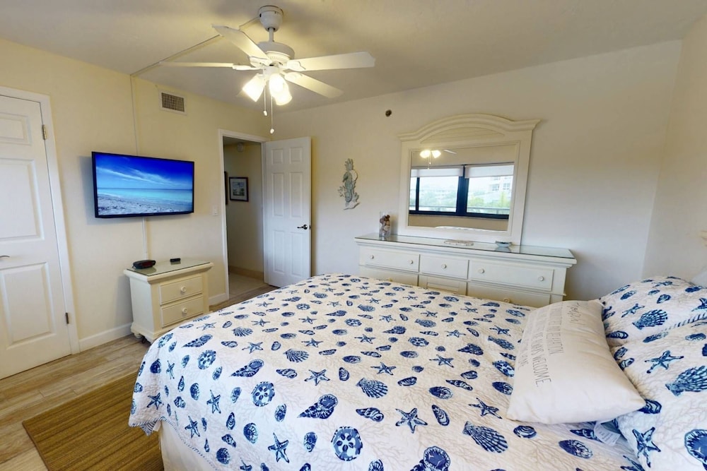 Siesta Sands Beach Resort 4th Floor With Elevator