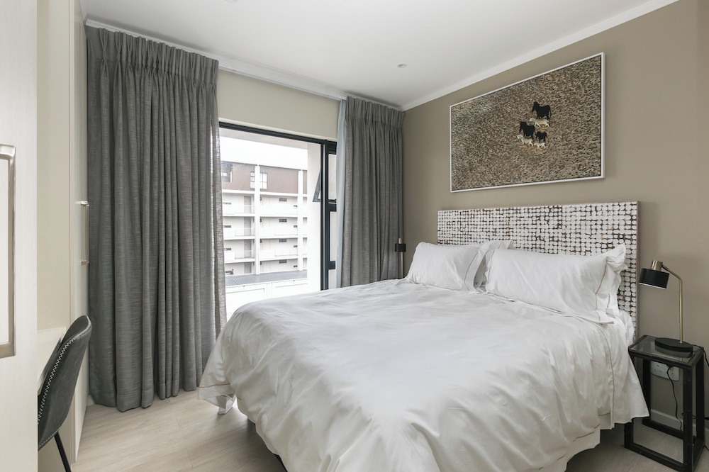 Lux Suite
