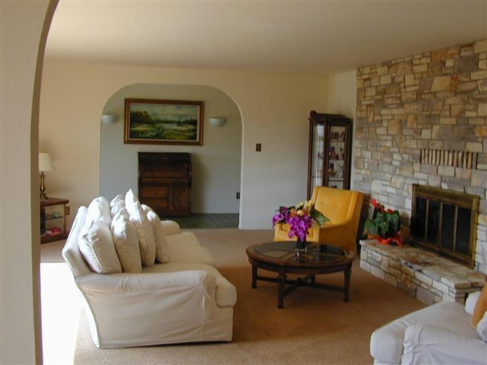 Point Reyes Vineyard Inn