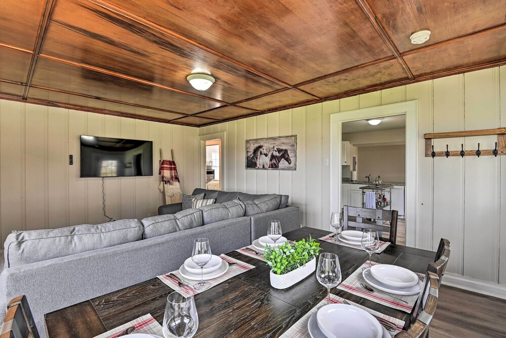 Chic Columbia Home < 2 Mi to Historic Square! view 4