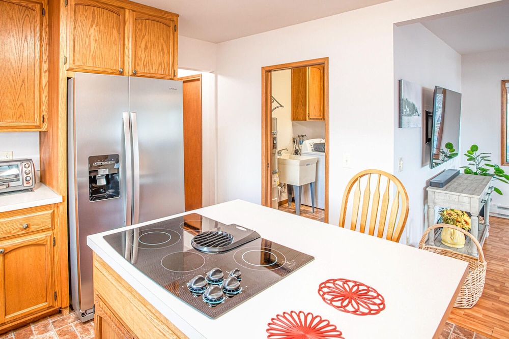 Cornet Bay Cottage in Oak Harbor