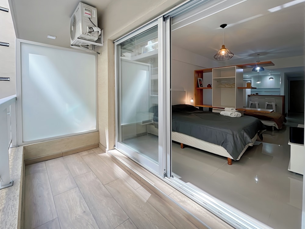 Ayres Suites Moreno