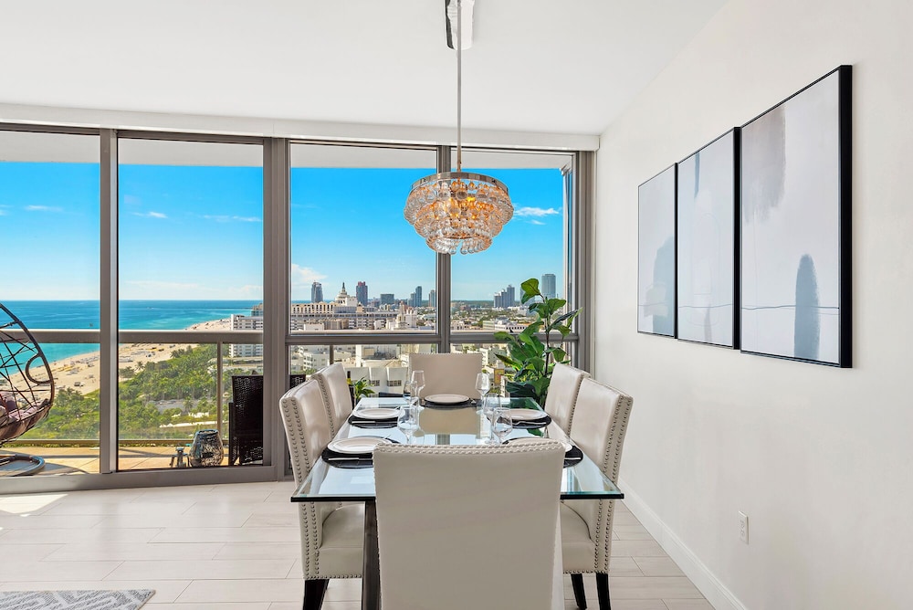 Luxury Vacation Rentals at The Setai by LRMB
