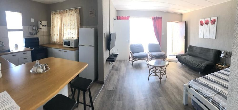 Amies Self-catering Apartments