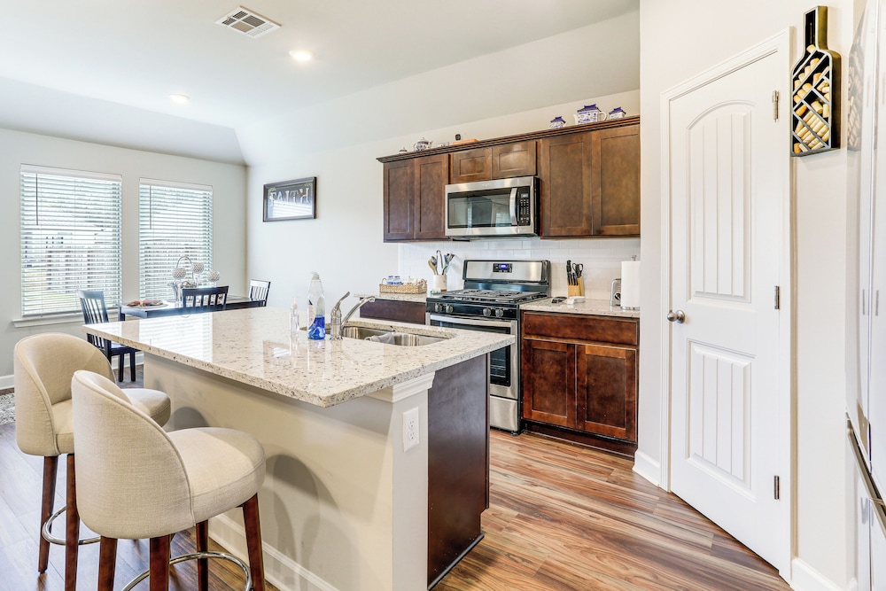 Explore Baton Rouge & Lsu: Family Home w/ Yard