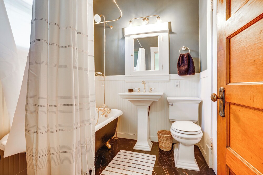 Historic Cathedral Hill Home w/ Shared Backyard!