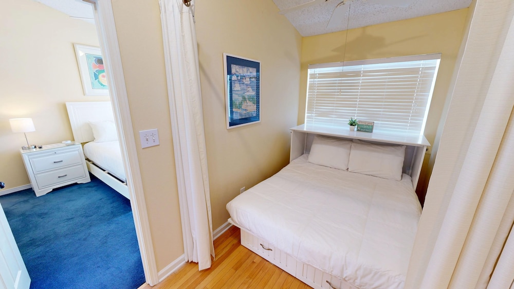 Mainsail T/h #3 2 Bedroom Townhouse