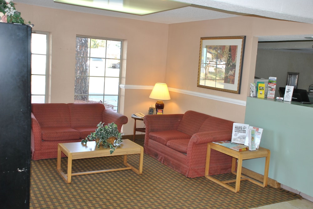 America's Best Inn and Suites Beaufort view 4