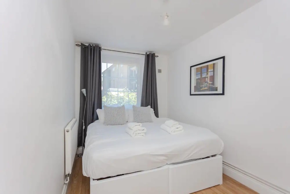 Fabulous 2 Bedroom Apartment in London Bridge