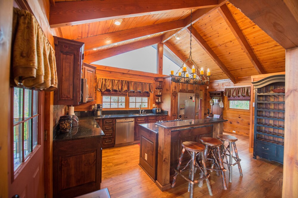 stayNantahala - Smoky Mountain Cabins