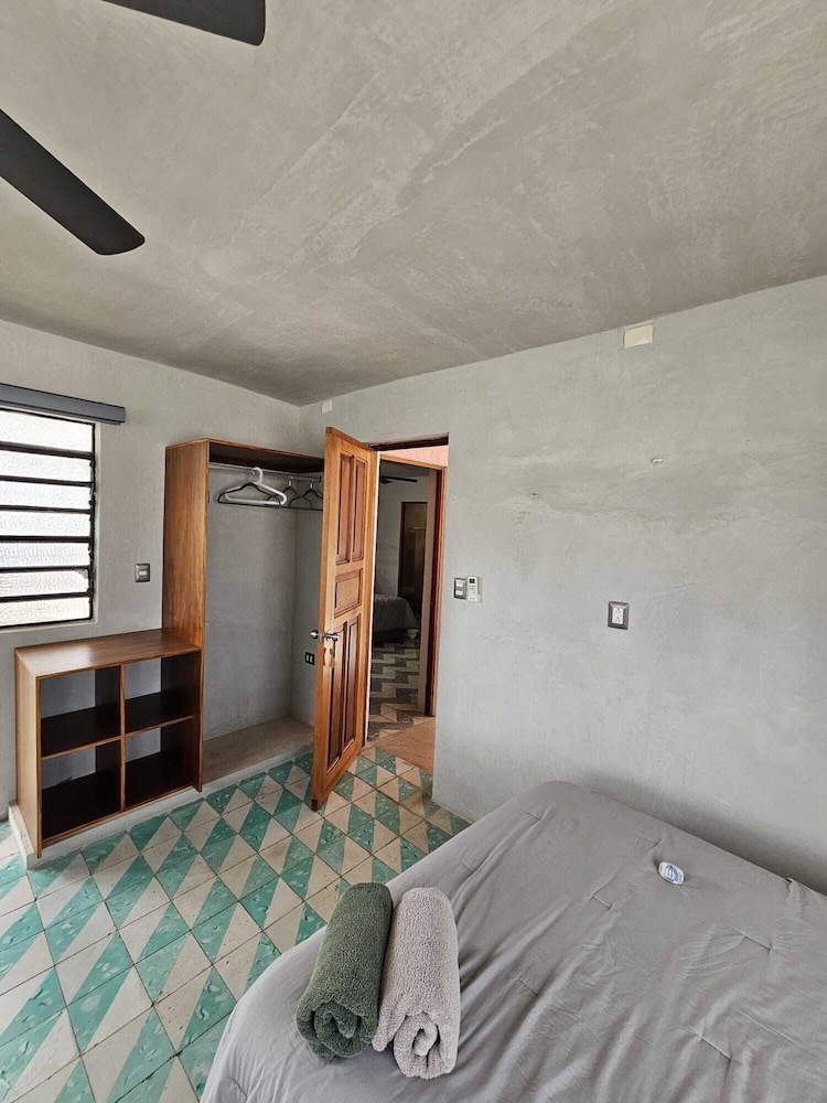 Casa con Piscina Nido Rosa