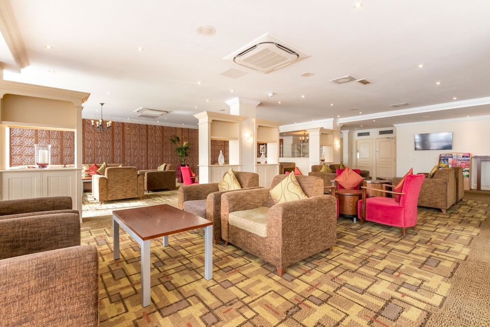 West Drayton Vacations - Thistle London Heathrow Terminal 5 - Property Image 5