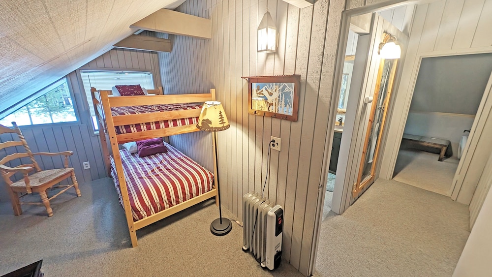 Pine Cone 3 6 Bedroom Home