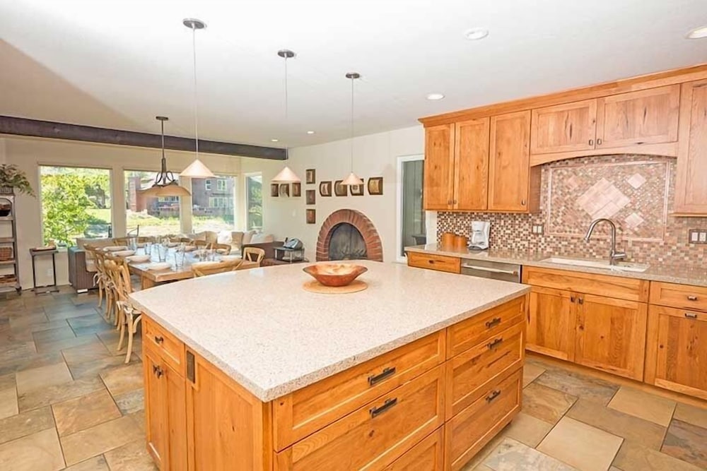 2130 Monterey Drive 4 Bedroom Home by RedAwning