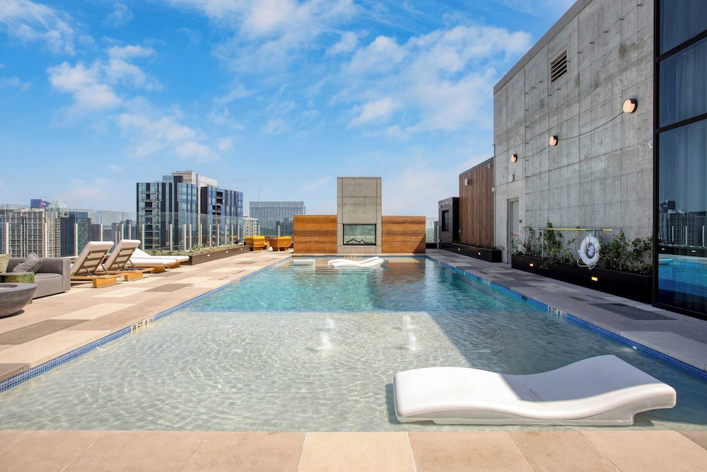 New Austin High Rise Near DT Luxe Amenities, Rooftop Pool, Gym+yoga Studio