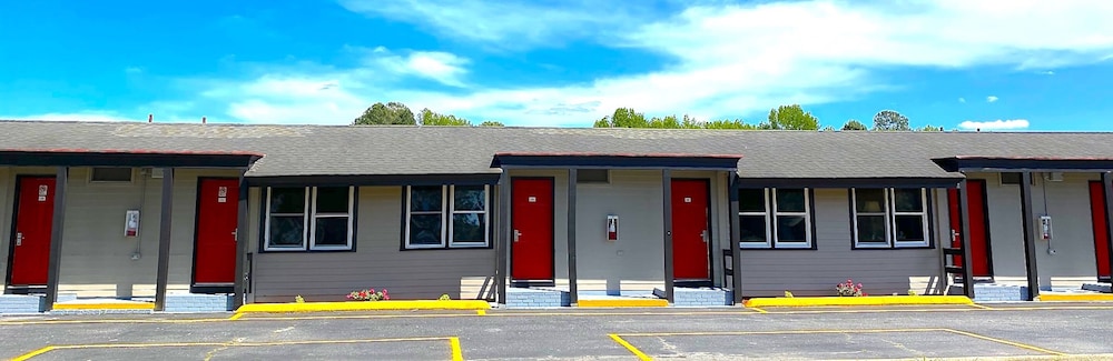 Elizabeth City Vacations - Whistling Pines - Daily  Extended Stay, Elizabeth City - Property Image 12