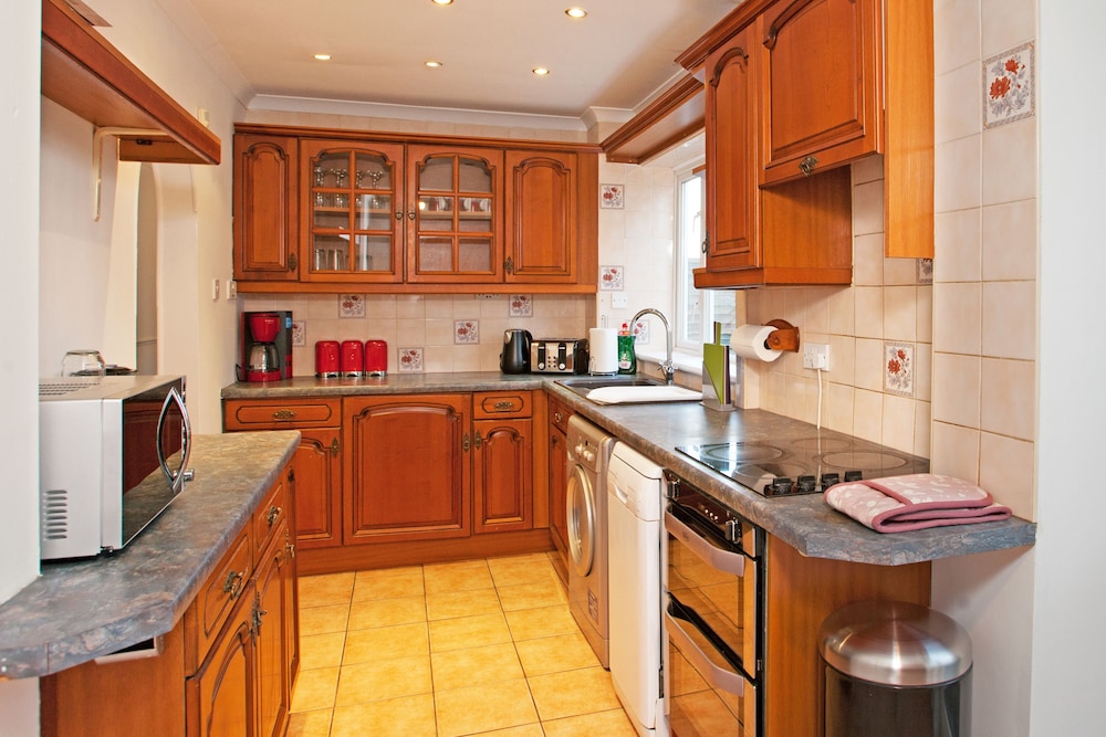 3 Bedroom House Near the City Center