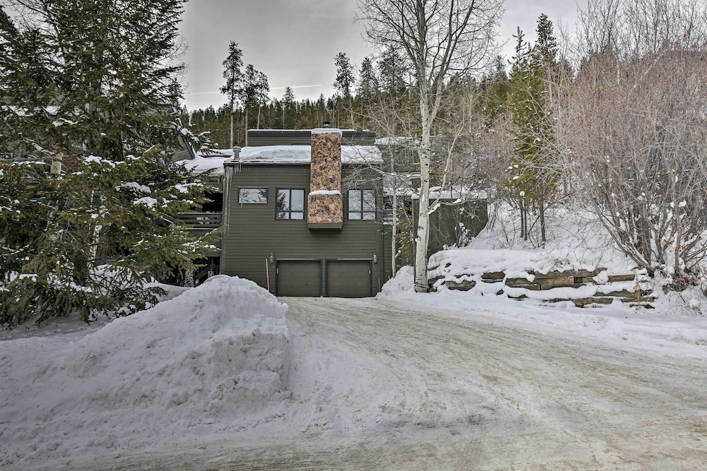 Ski & Relax: Vail-beaver Creek Duplex w/ Hot Tub view 4