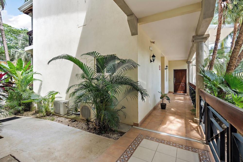 1-BD Near Beach, Great for Digital Nomads