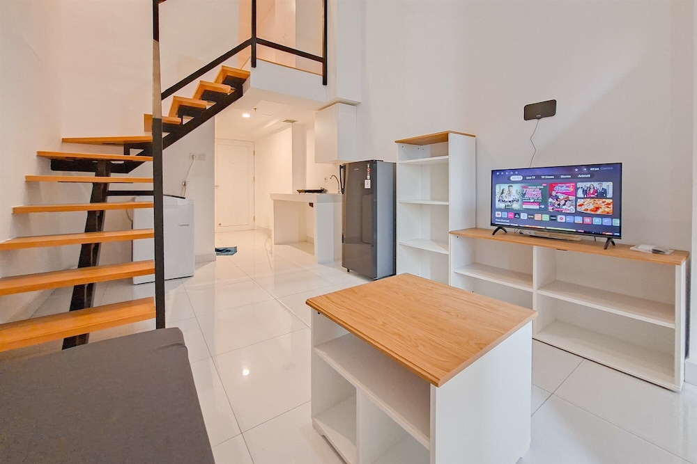 Cozy Stay Studio Loft At Kingland Avenue Apartment