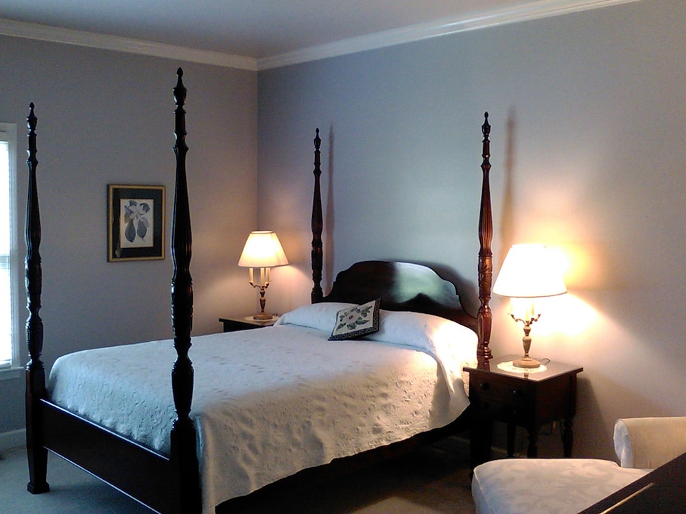 Monterey Vacations - Garden Inn Bed  Breakfast at Bee Rock - Property Image 45