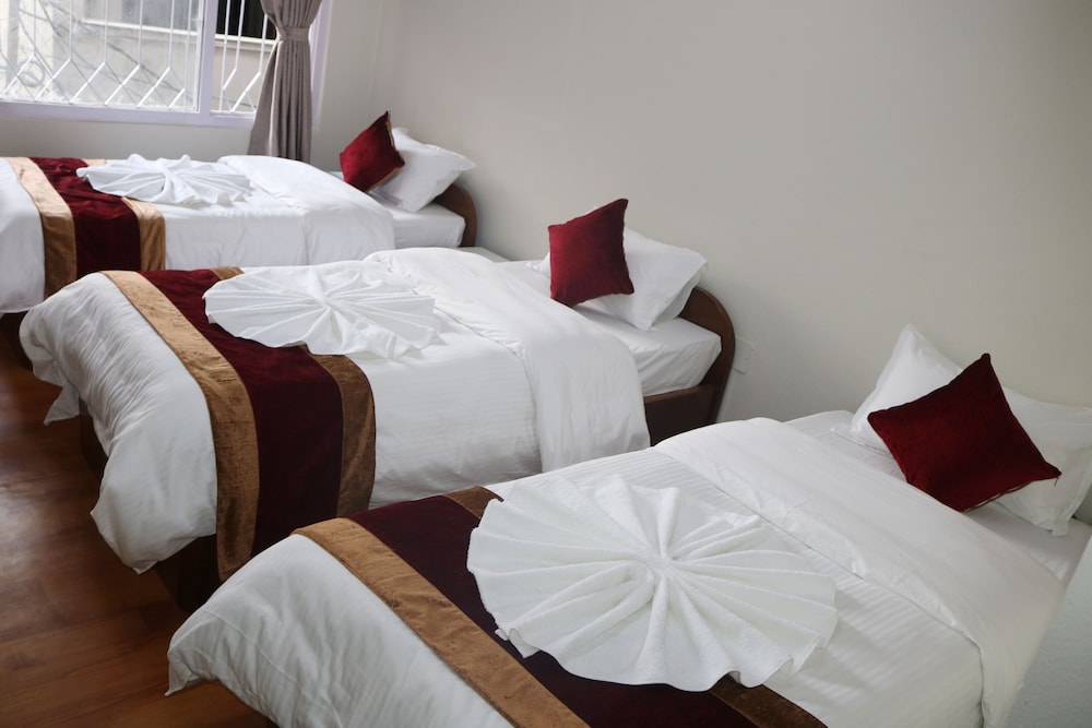 Om Tara Guest House