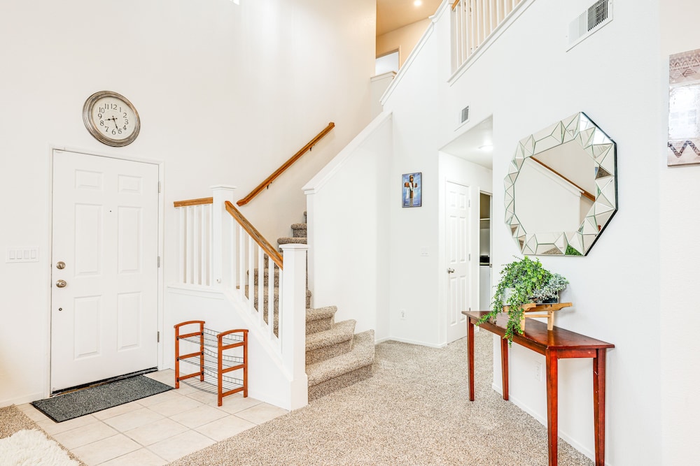 Los Banos Vacations - Spacious Los Banos Home w/ Patio - Dogs Welcome! - Property Image 1