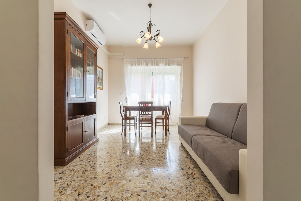 Aurelio Apartment Near the MM Ubaldi