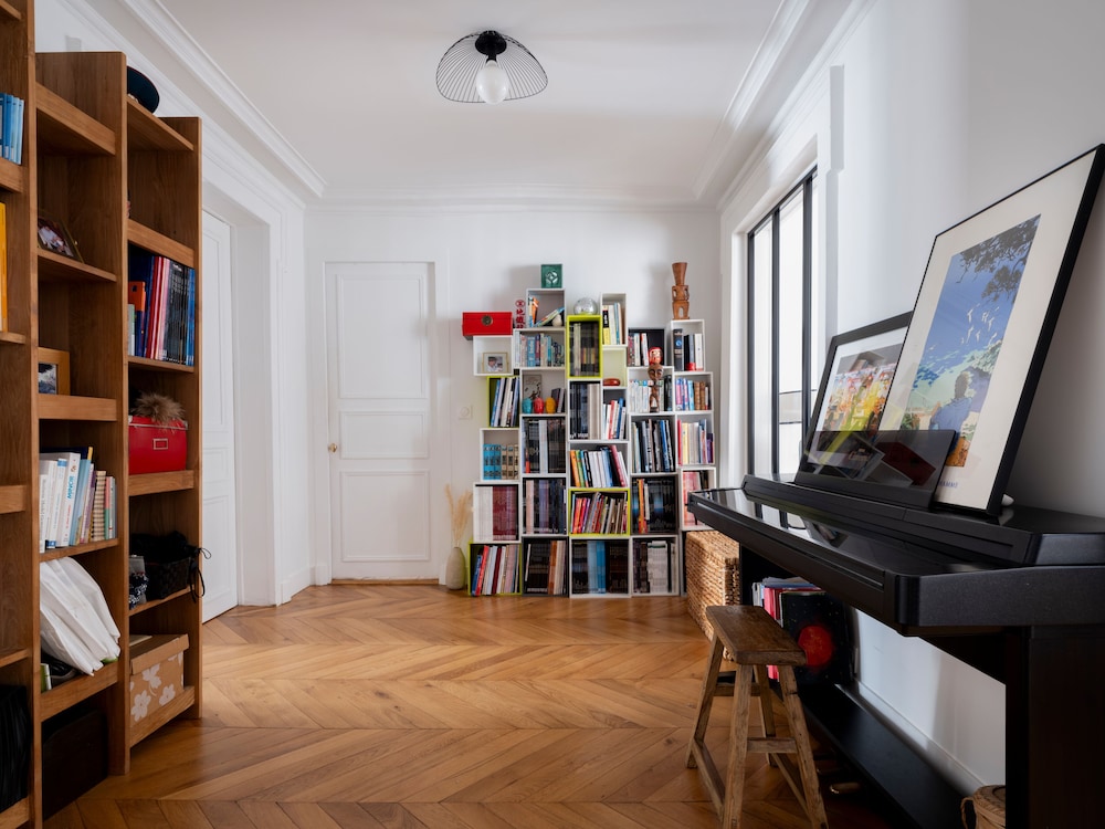 Paris Haussmann Elegant Residence