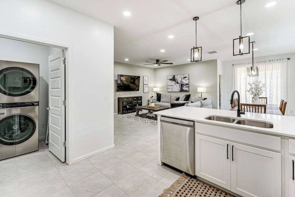 Near Mtn Trails & Sonoran Preserve: Phoenix Abode!