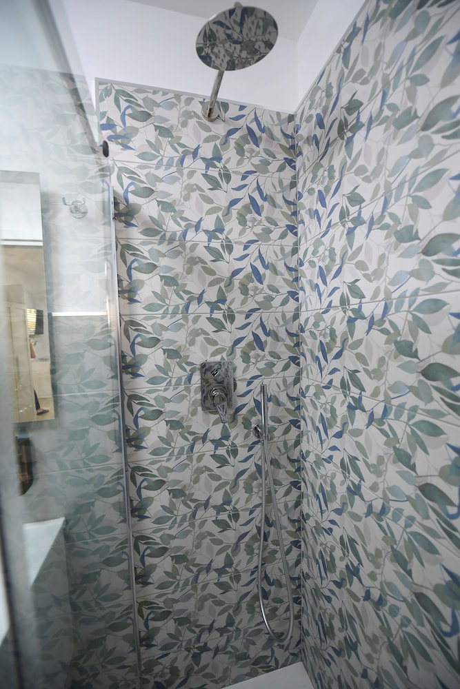 Scilla SeaFront Rooms