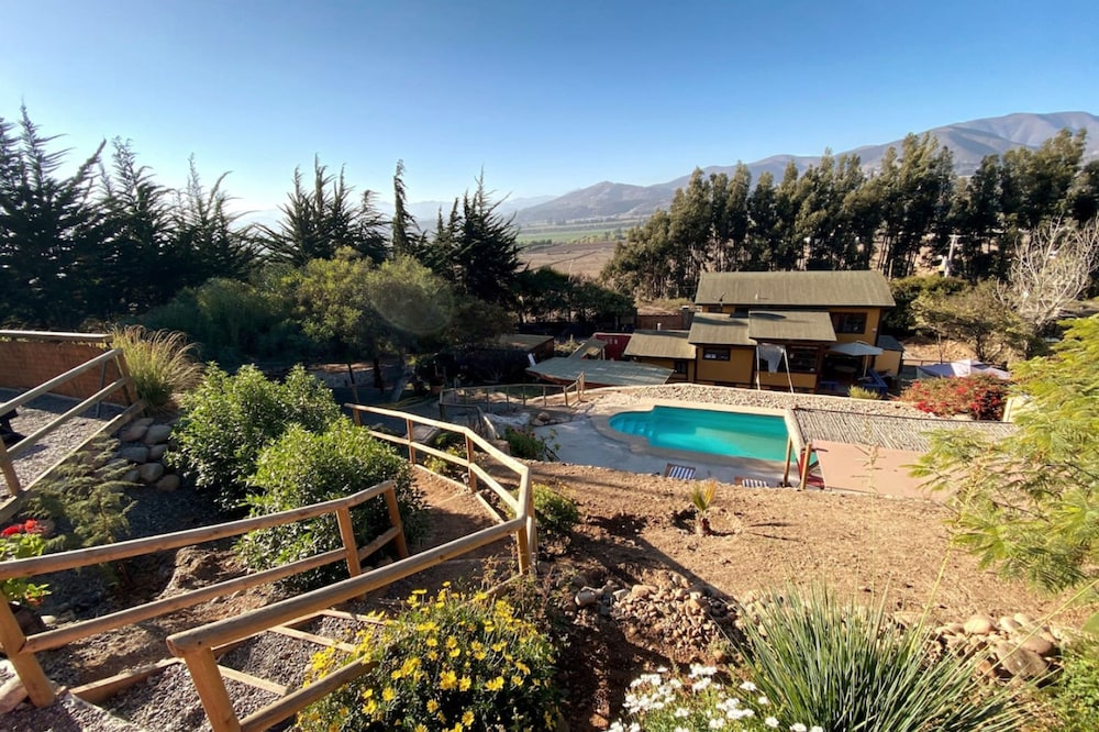 Girasol Studio BBQ Kitchen Parking Shared Pool