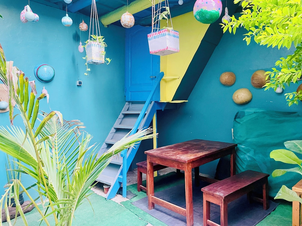 Fadidi House