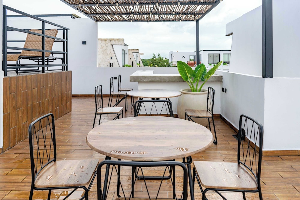 Pool & Rooftop in Tulum. 2 Bedrooms Flat