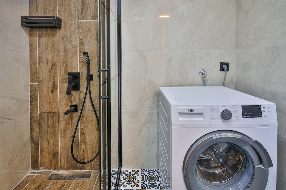 Harnup Apart - Image 12