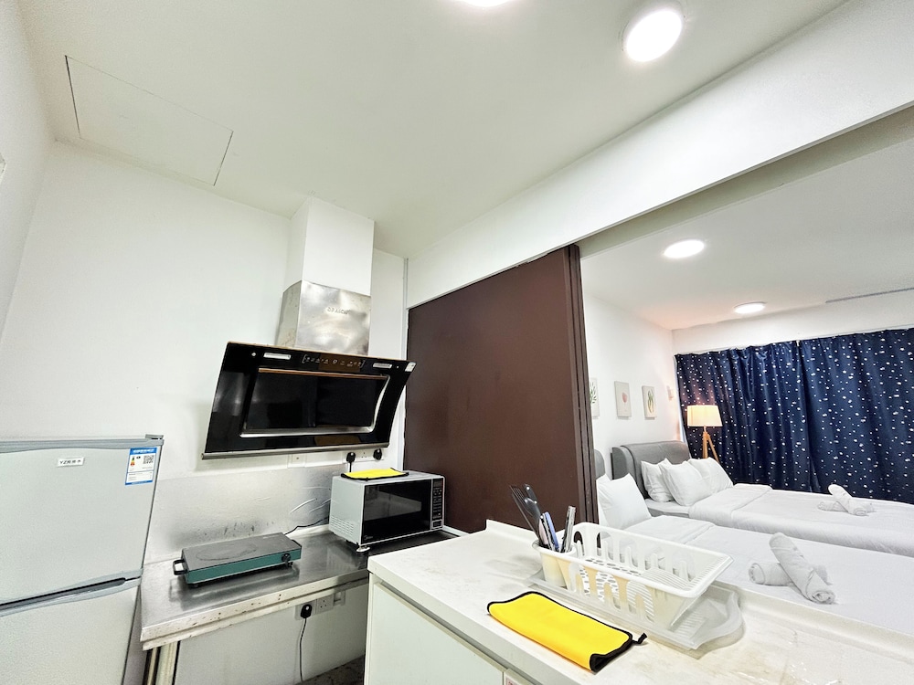 Trefoil by Manhattan Group