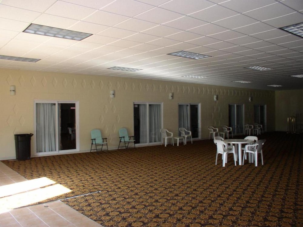 meeting & event spaces