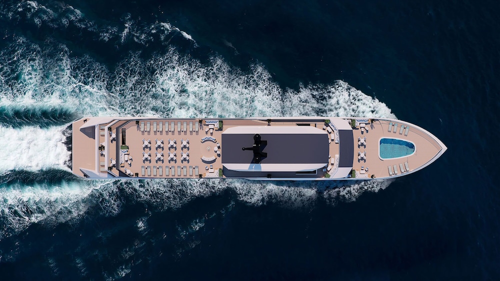 Aime'e Luxury Cruise