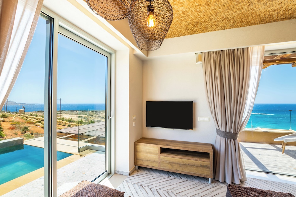 Vala Luxury Villa B