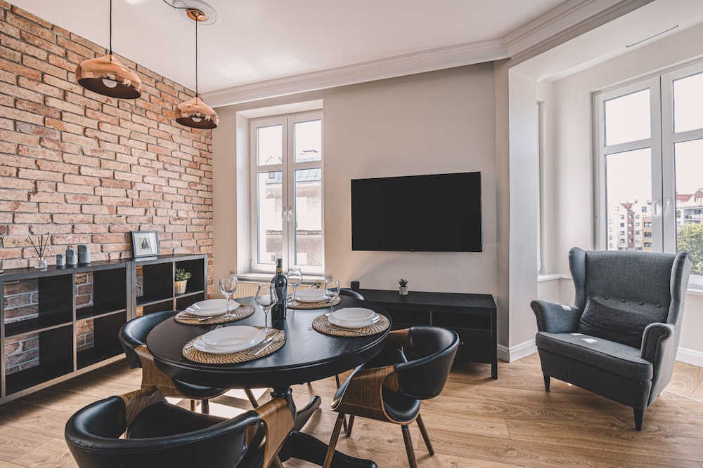 Terra - Pi kny Apartament z Widokiem na Rzek Mot aw