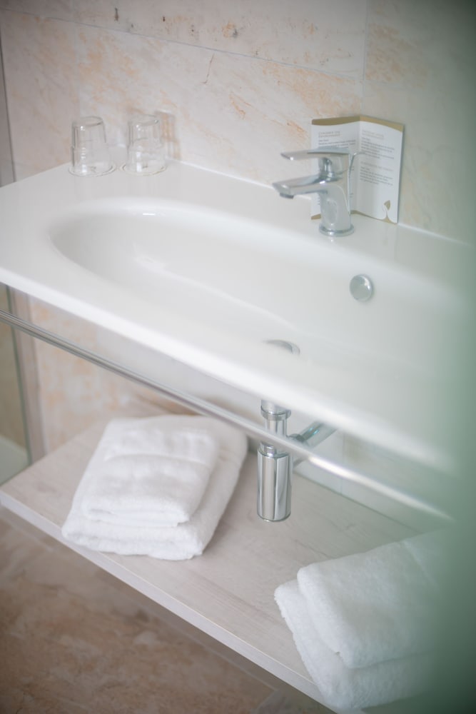 Mellieha Vacations - Ramla Bay Resort - Property Image 12