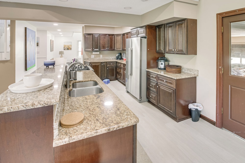 Spacious Home w/ Game Room, 2 Mi to Concord Mills!