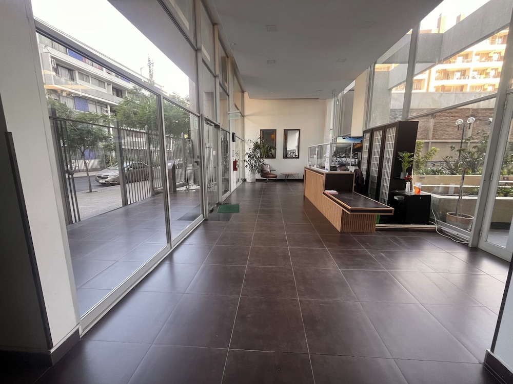 Oceana Suites Serrano