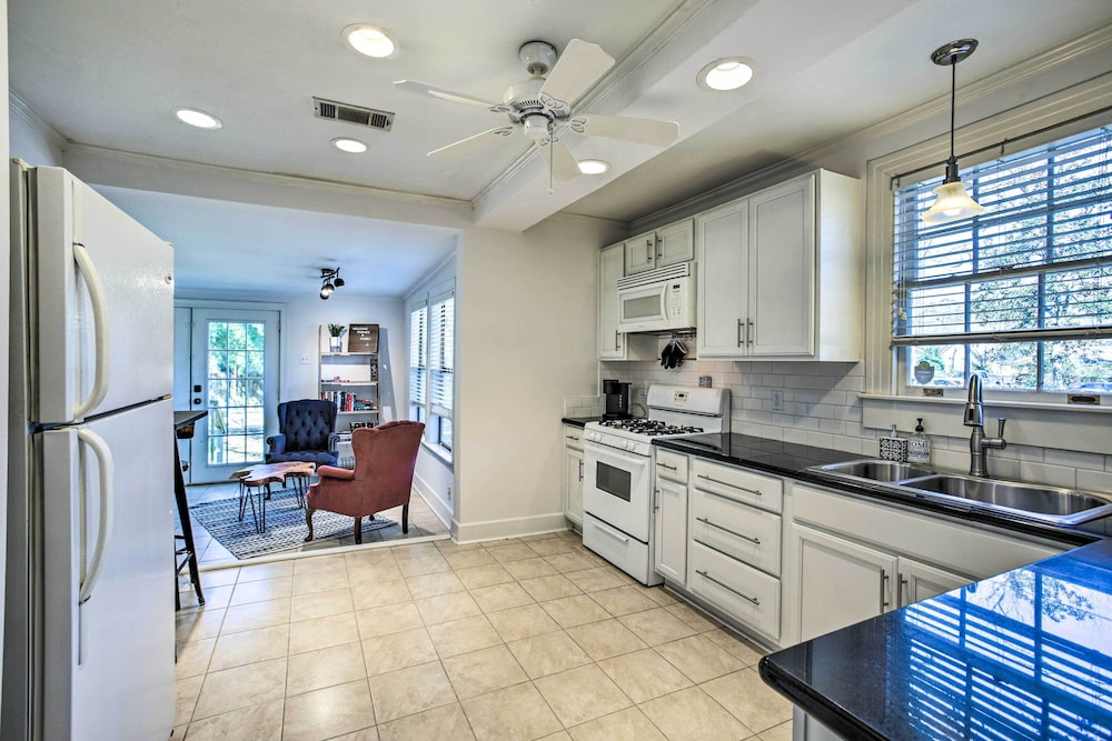 Adorable Baton Rouge Cottage < 3 Mi to Lsu! - Property Image 22