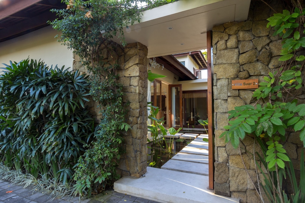 Hotel Villa Suar Drupadi - Image 1