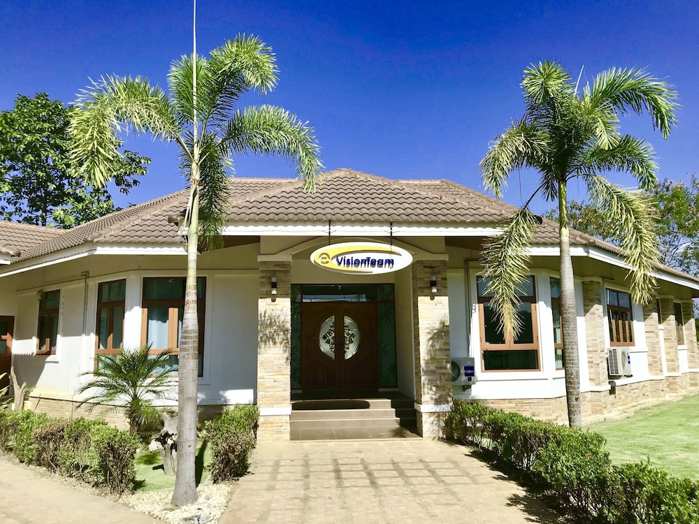 LPC Holiday Villa