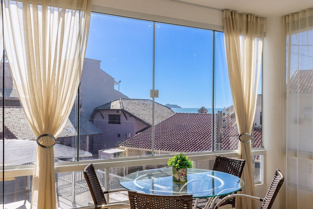2BR apt W/suite 100m Bombas Beach Ror0001