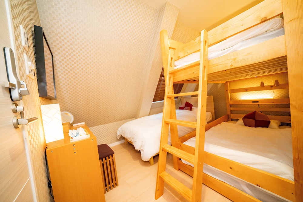Kaguya Asakusa - Hostel, Caters to Women
