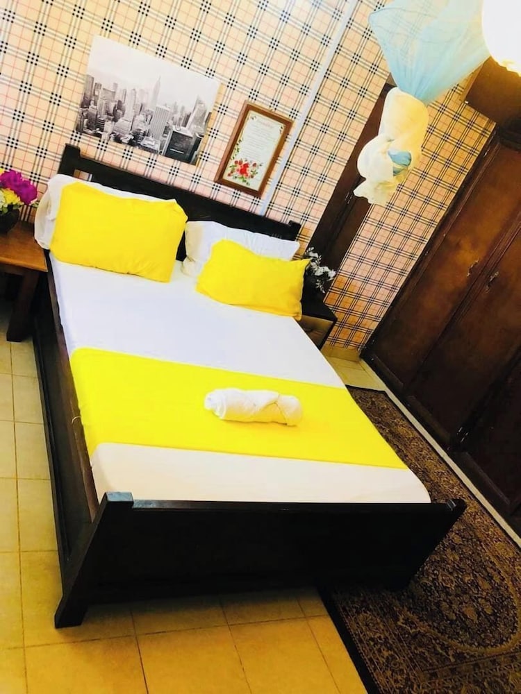 ZUNOX GUEST HOUSE